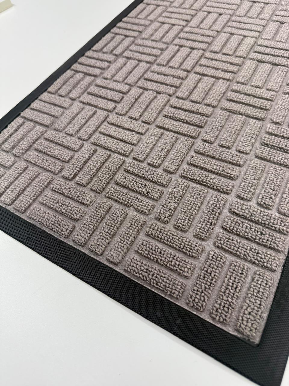 TAPETE PORTA NAZCA 40 cm x 60 cm DES. 001 CINZA